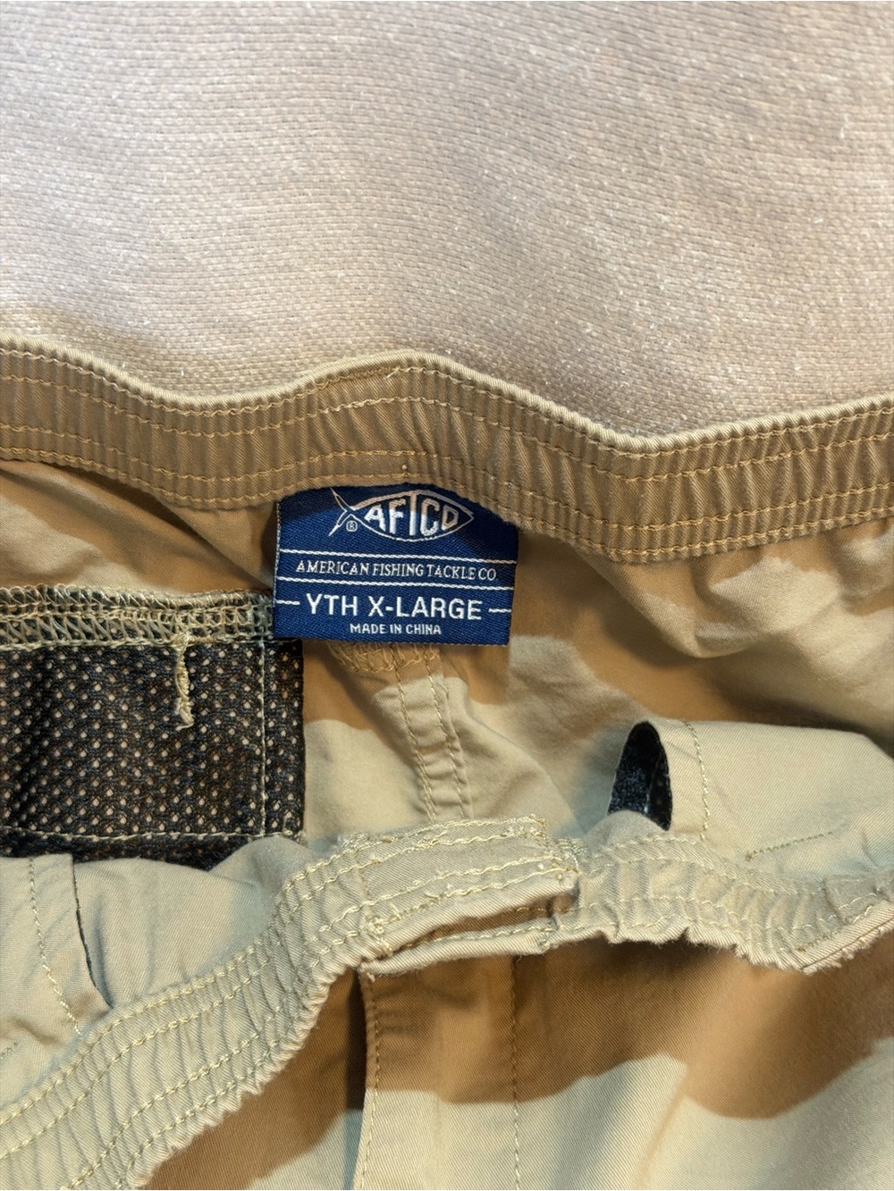 AFTCO Khaki/Tan youth XL Cargo Shorts